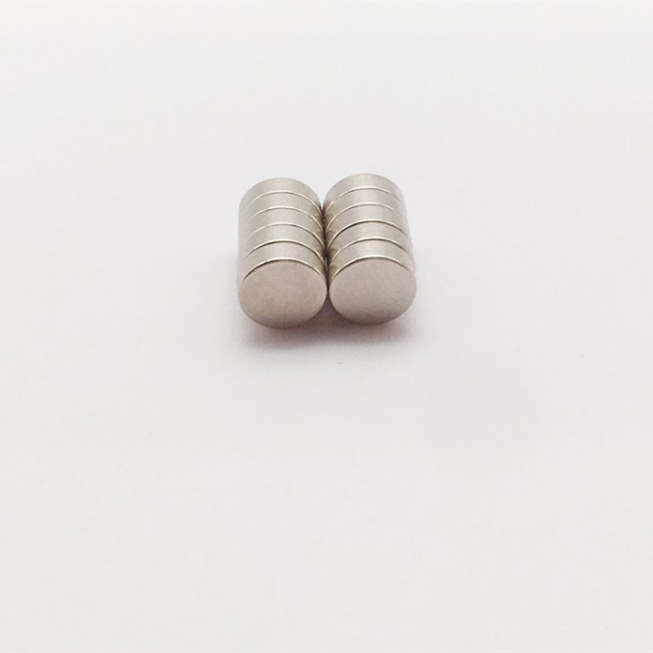 A033釹鐵硼圓形磁鐵N35 D6*2